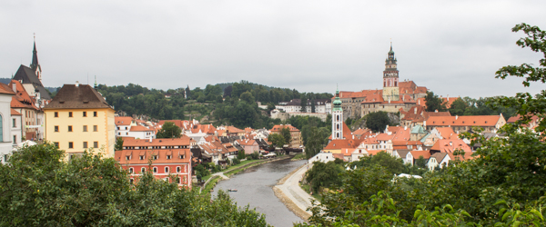 Blick auf Krumau mit Moldau, Schloss und Altstadt